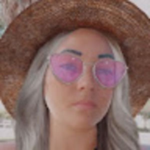 Meet your Posher, Deanny